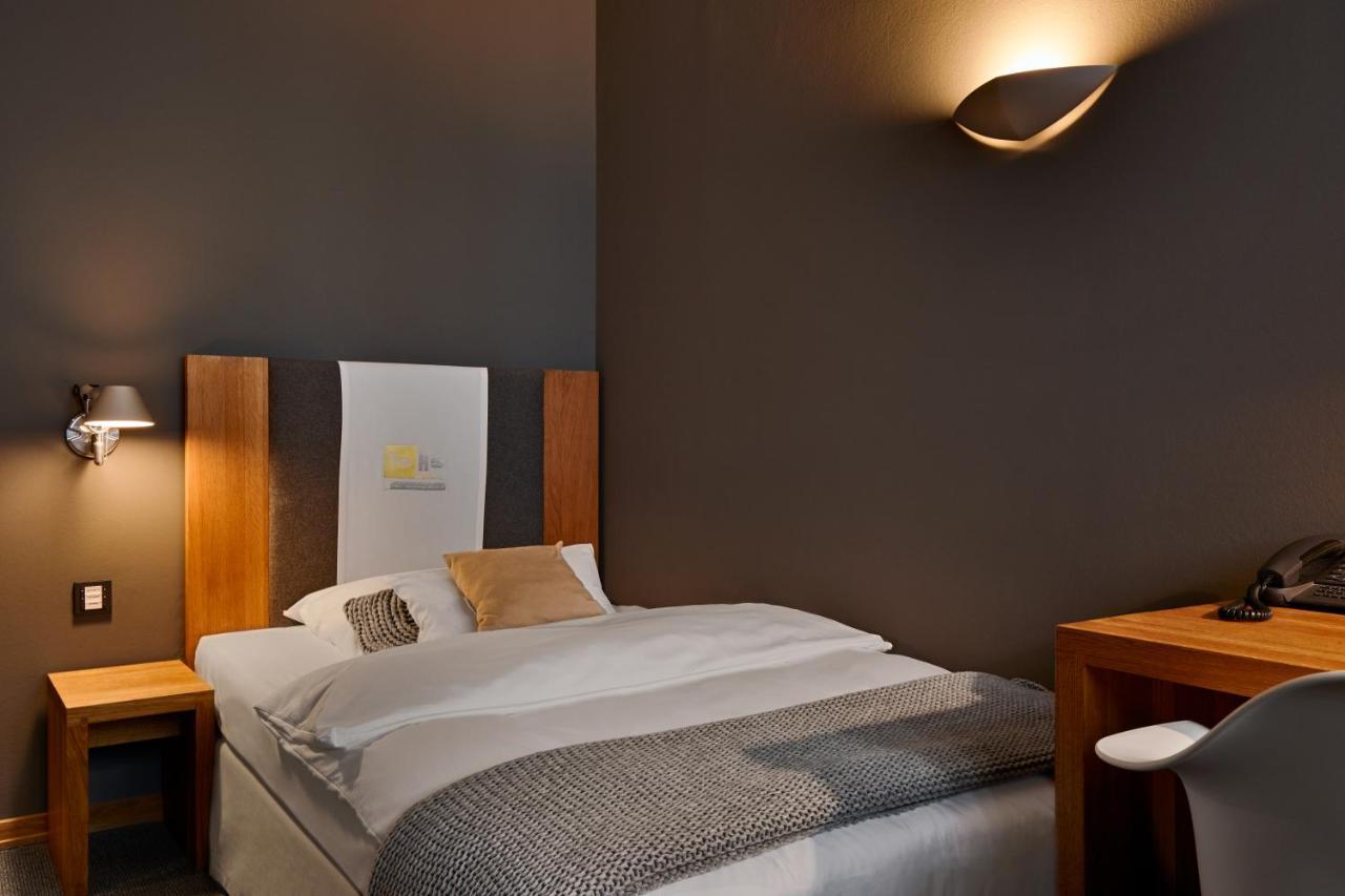 Yoho - The Young Hotel ฮัมบูร์ก ภายนอก รูปภาพ